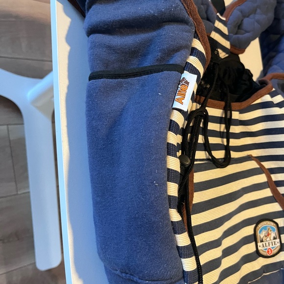 Nautical Striped Pet Carrier for Dogs - Picture 14 of 16